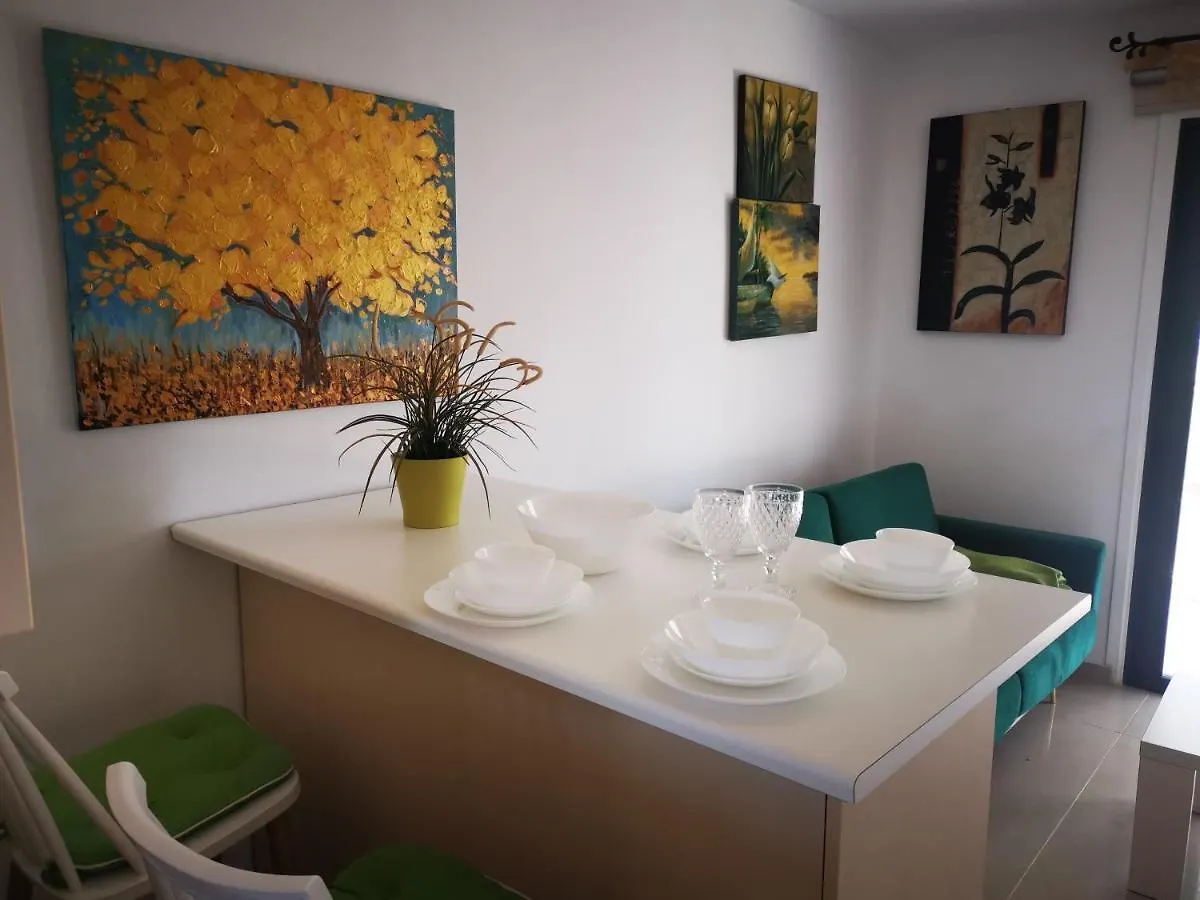 Garden Art Apartamento Perivolia